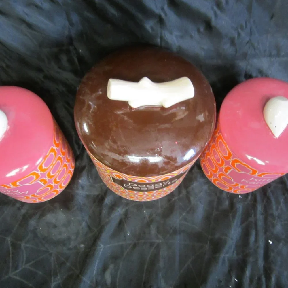 CERAMIC PET TREAT JARS, BY BARKER & MEOWSKY, VERY CUTE